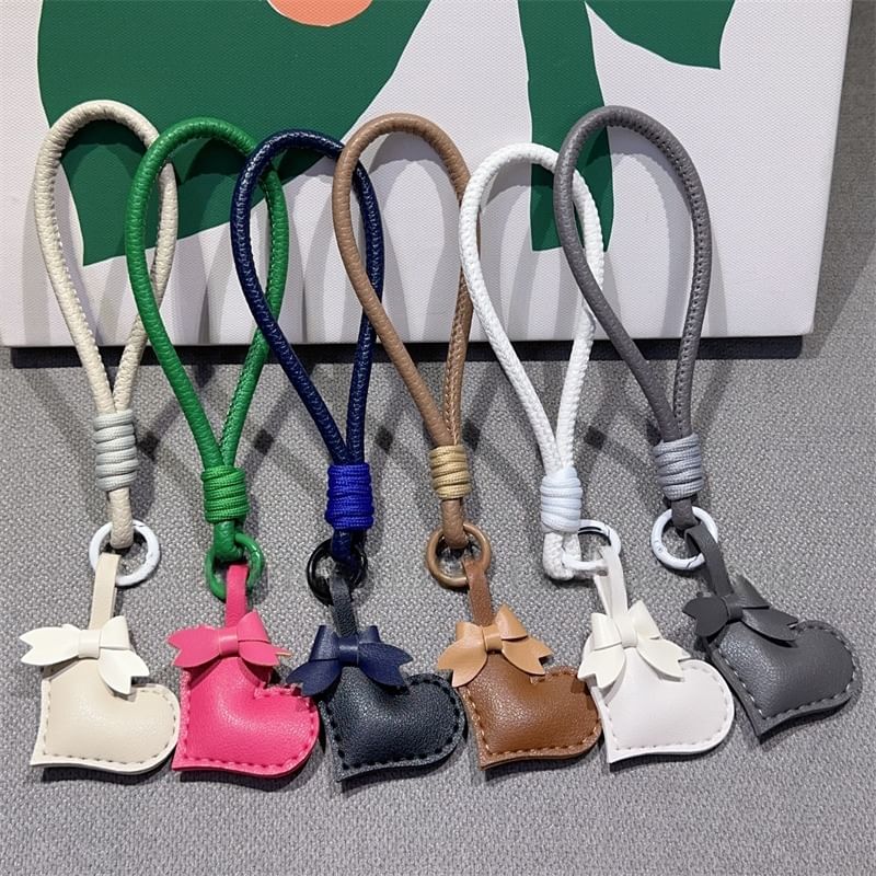 Strap Pad Phone Bear Faux and Lanyard with Leather