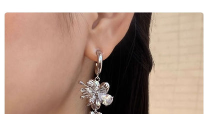 Floral Dangle Alloy Earring Asymmetrical