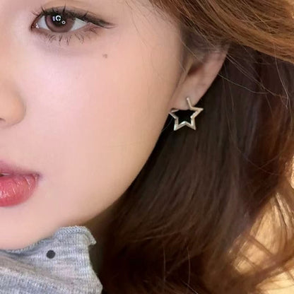 Star Alloy Earring Huggie