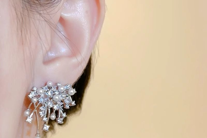 Rhinestone Alloy Stud Faux Firework Pearl Earring