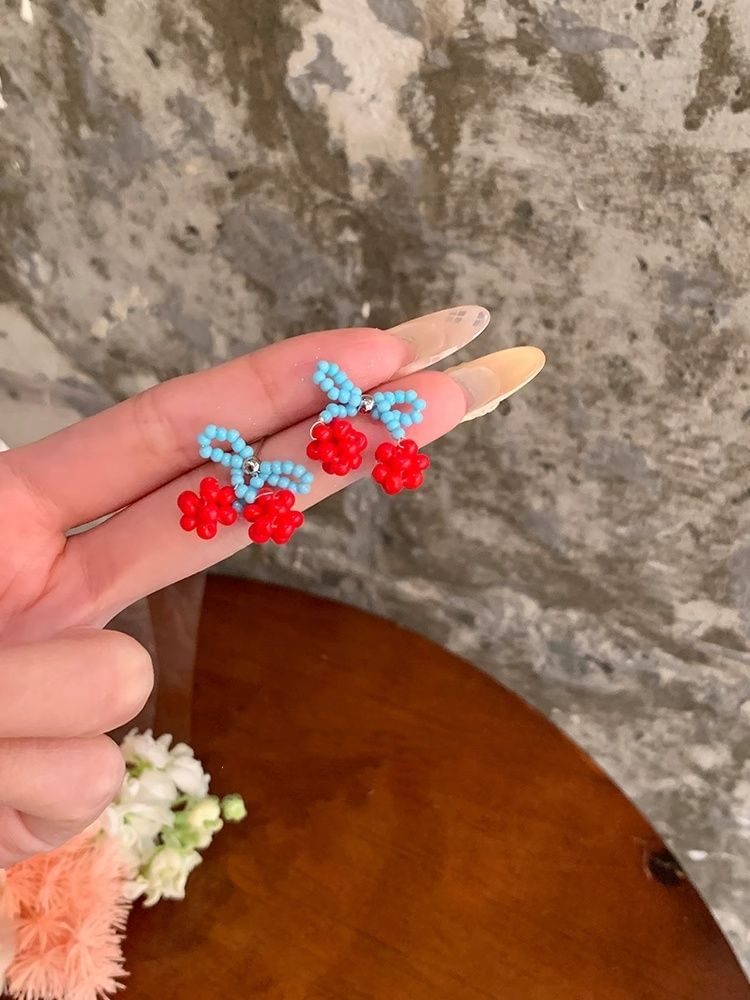 Bead Stud Earring Cherry