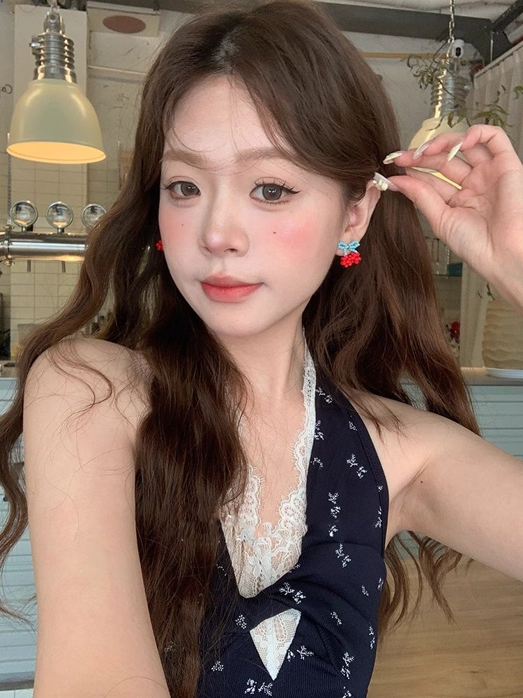 Bead Stud Earring Cherry