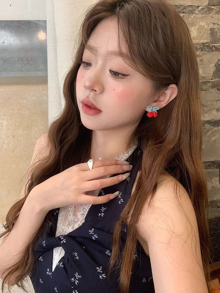 Bead Stud Earring Cherry