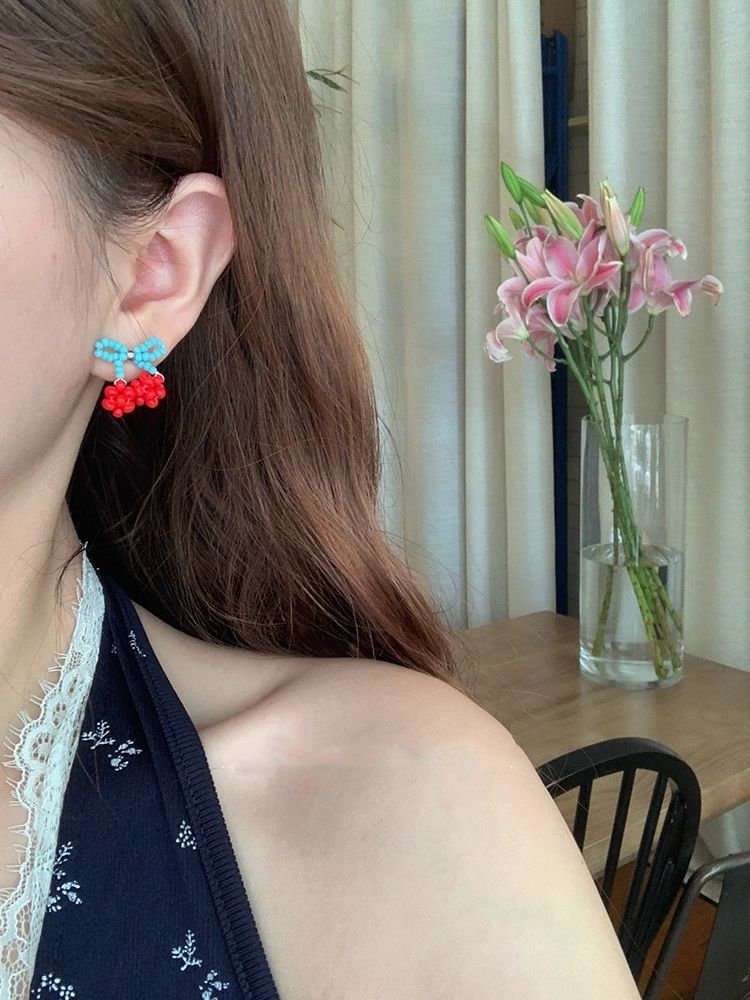 Bead Stud Earring Cherry