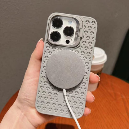 Case Plain Magnetic (Compatible Perforated MagSafe) with Phone