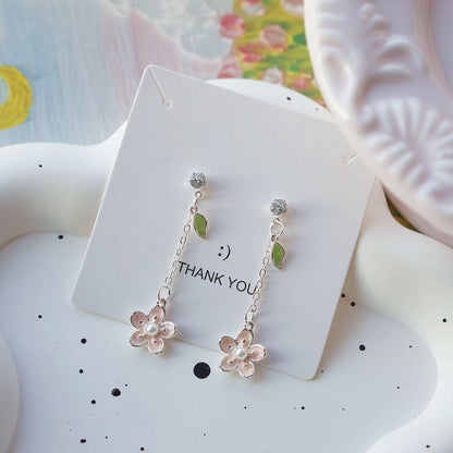 On Floral / Clip Earring Dangle Set