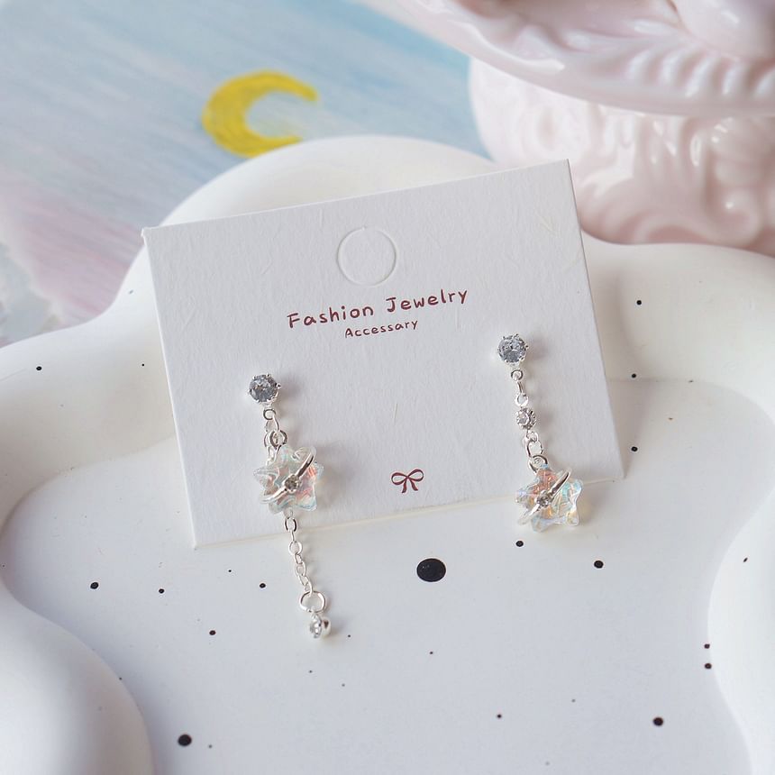 On / Star Earring Clip Asymmetrical Dangle