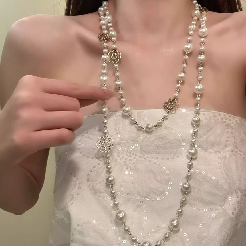 Floral Necklace Beaded