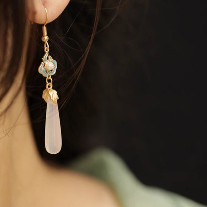 Dangle Jade Earring