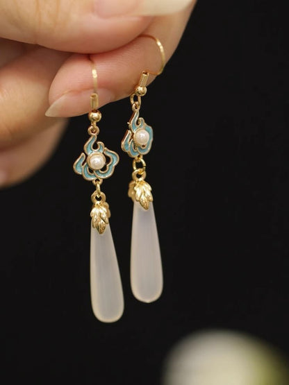 Dangle Jade Earring