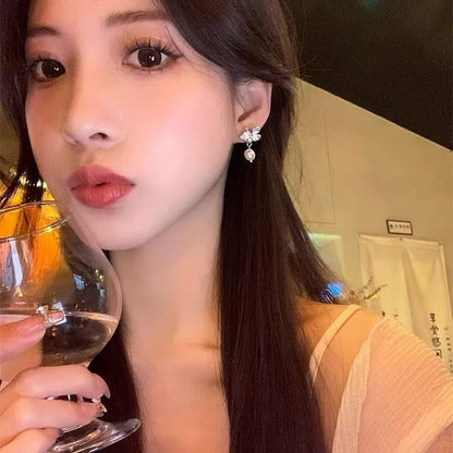 Dangle Earring Floral