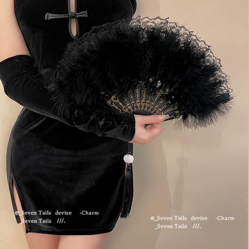 Lace Hand Tassel Foldable Feather Fan