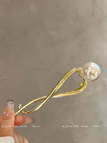 Faux Hair Pearl Clip