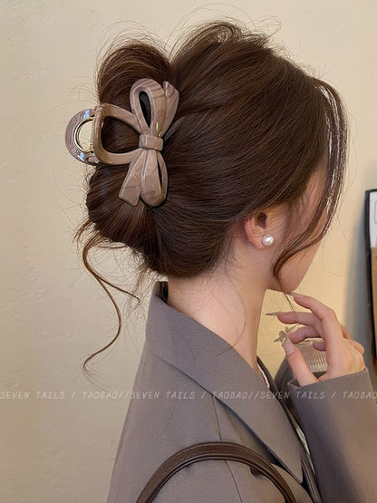 Bow Acrylic Claw Hair Clip