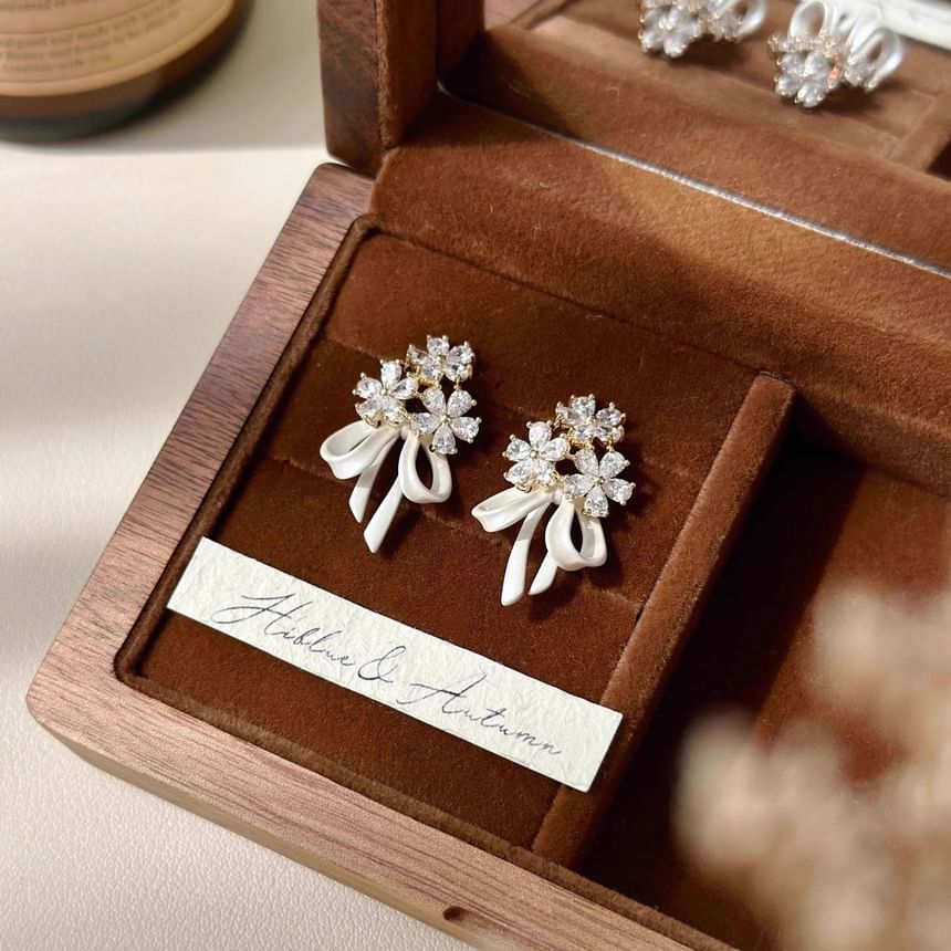 Drop Flower Rhinestone Earring Bow