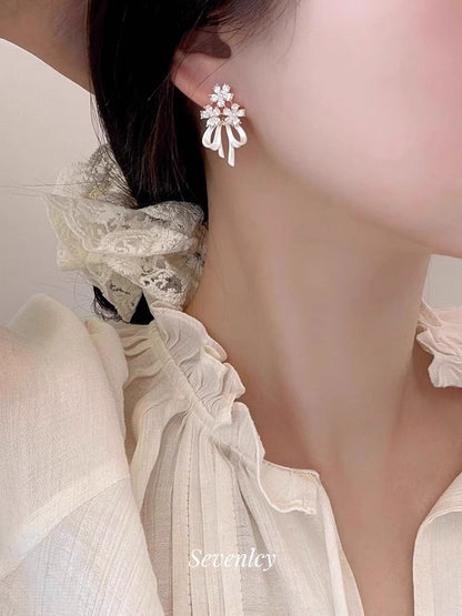 Drop Flower Rhinestone Earring Bow