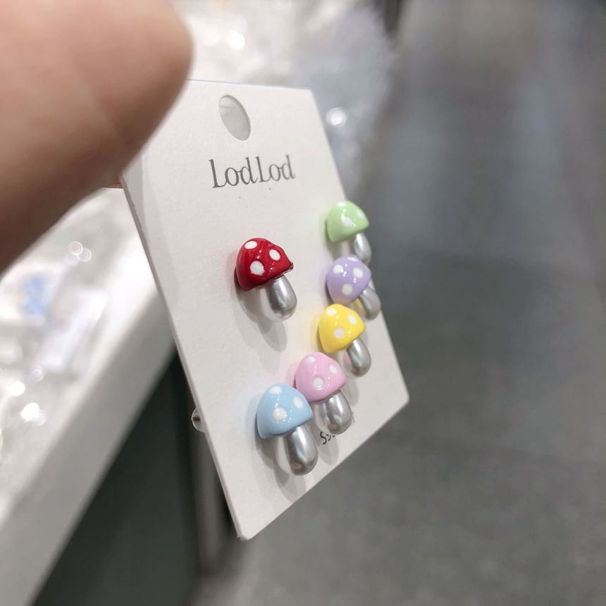 6: of Mushroom Stud Ear Set