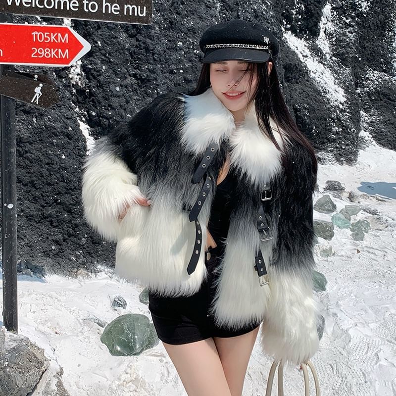Collared Gradient Faux Fur Jacket
