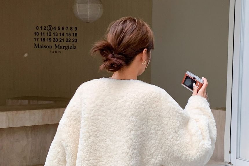 Round Neck Plain Button Teddy Jacket