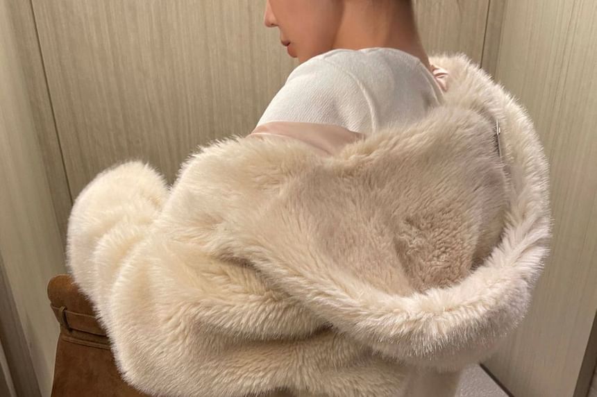 Plain Fluffy Hooded Jacket