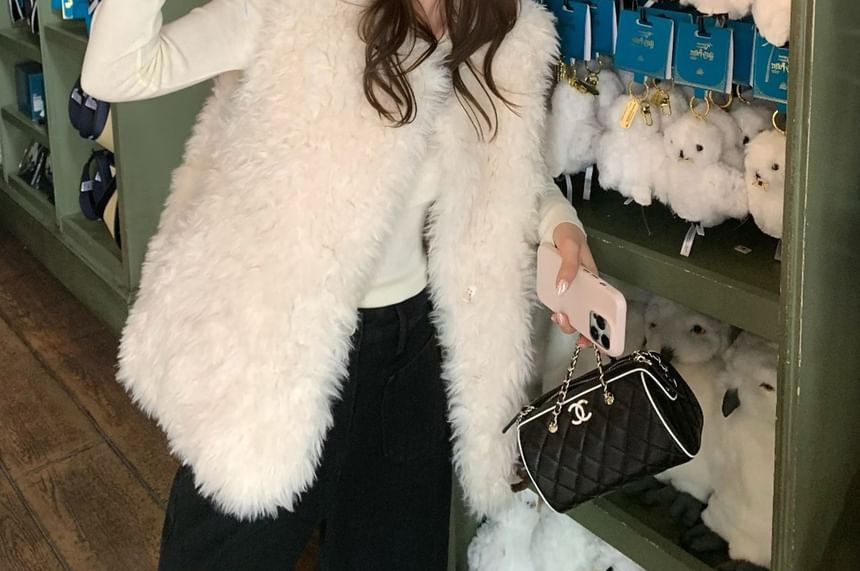 Faux Fur Button-Up Vest