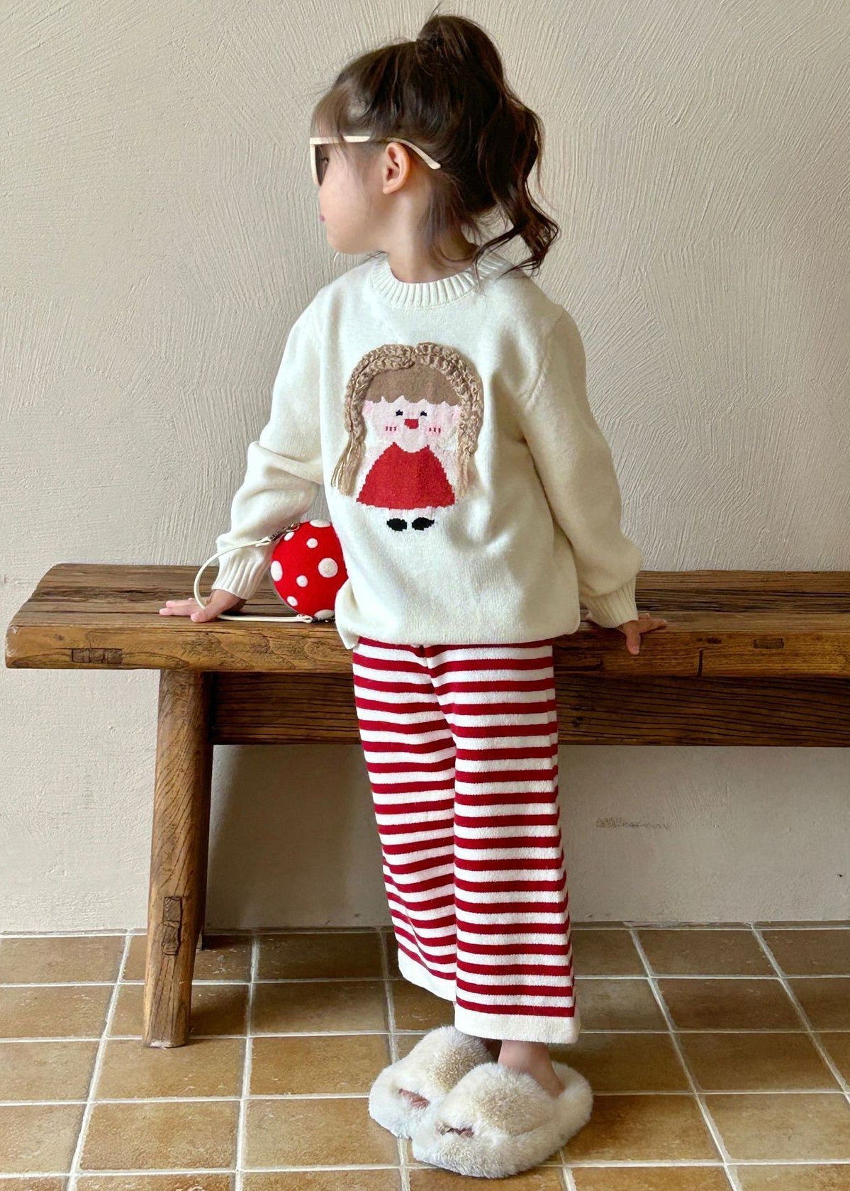 Lovely Beige O-Neck Character Kids Cotton Knit Sweaters And Flare Trousers Two Pieces Set Spring TR032