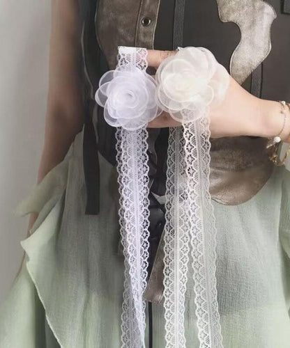 Modern White Lace Hollow Out Floral Necklace YA006