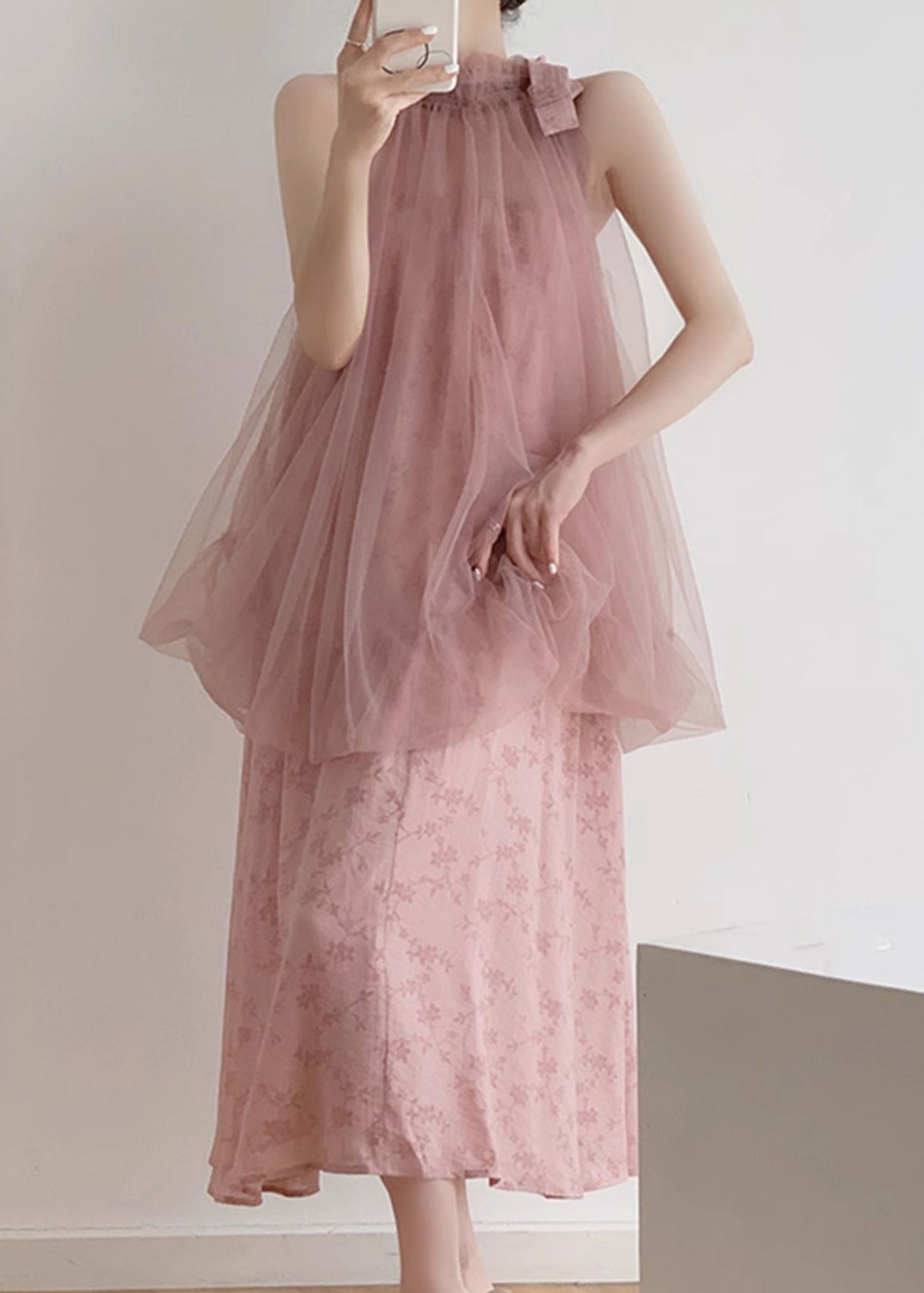 New Pink Halter Design Print Chiffon Dress Sleeveless EE1010