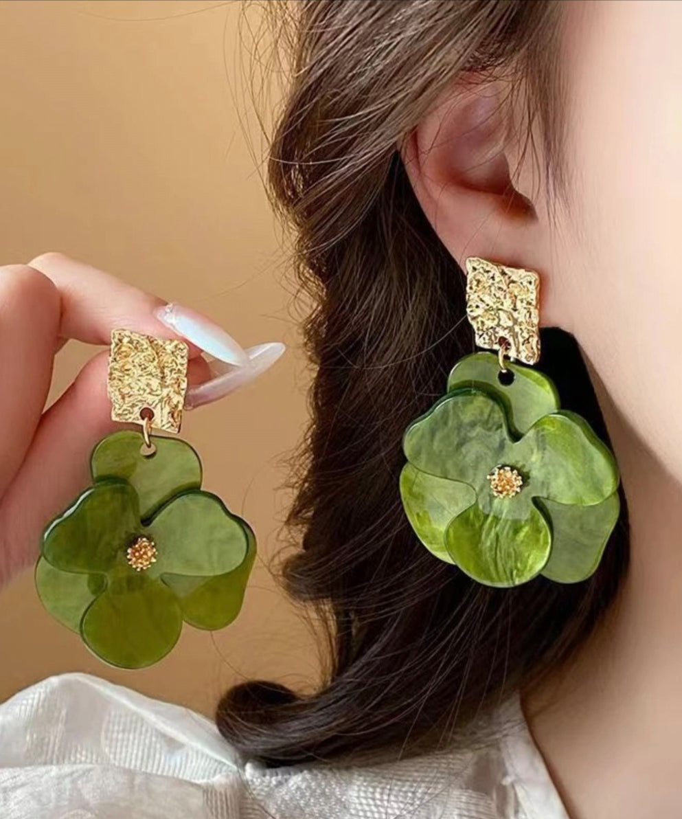 Original Design Green Acrylic Floral Drop Earrings EY004