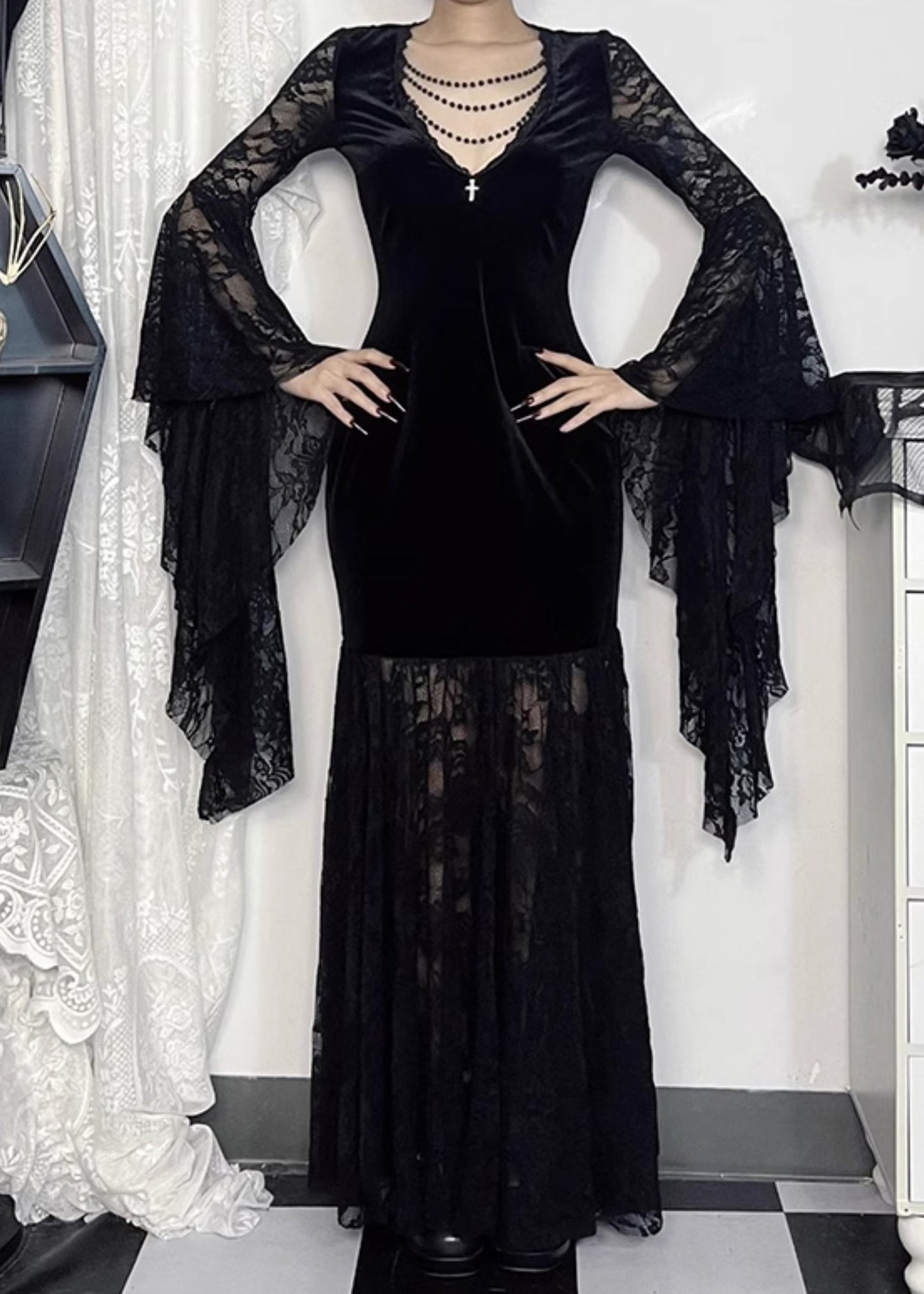 Sexy Black V Neck Lace Patchwork Silk Velvet Long Dresses Flare Sleeve YT029