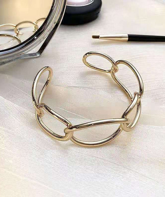 Style Hollow Gold Out Metal Chain Cuff Open