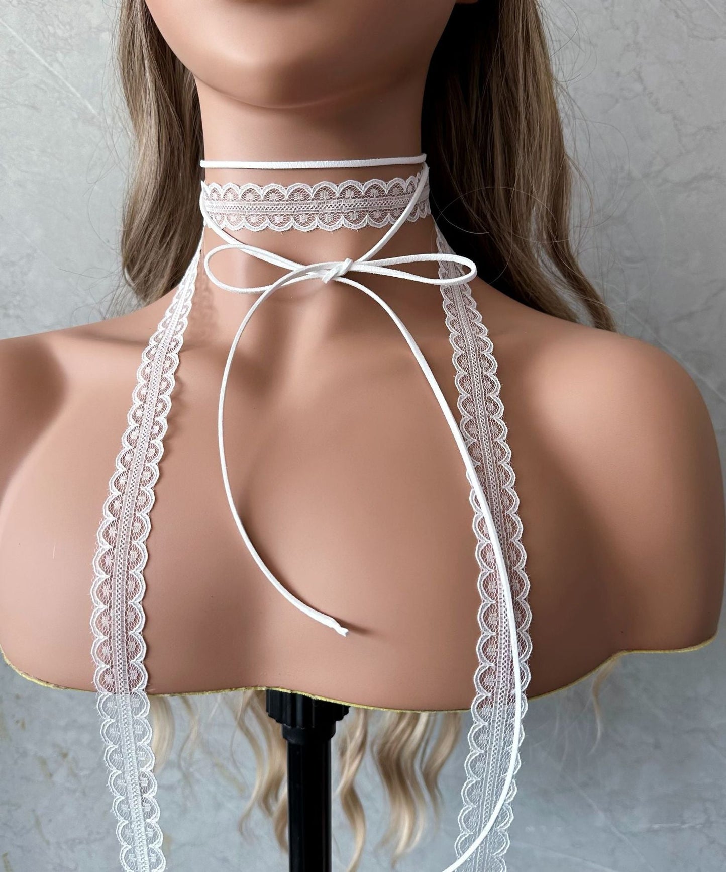 Stylish Black Lace Hollow Out Bow Necklace YA001