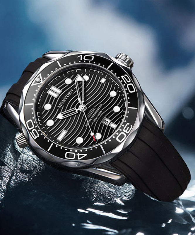 Metal Silicone Stylish Quartz Movement Men Black Watches