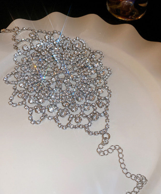 Stylish Silk Zircon Charm Floral Copper Out Hollow Tassel