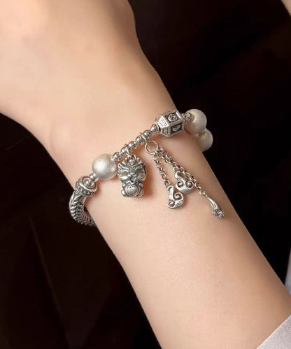 Vintage Silk Sterling Silver Agate Tassel Charm Bracelet DF1033