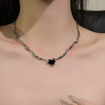 Choker Pendant Heart Alloy