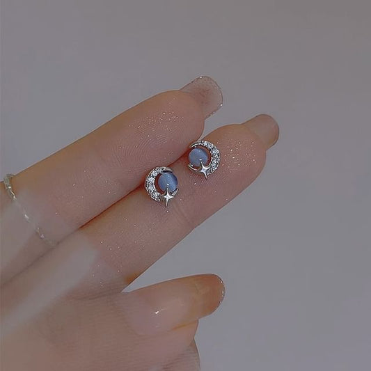 Stud Moon Sterling Silver Earring