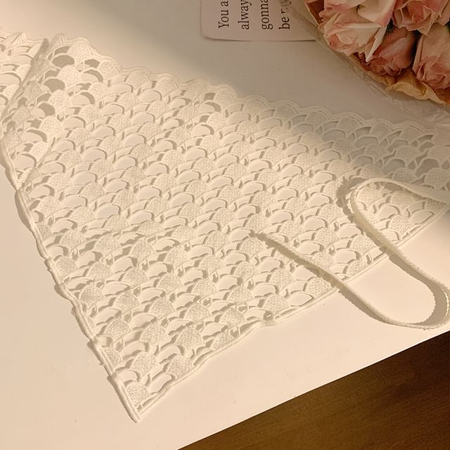 Scarf Triangle Head (Various Lace Designs)