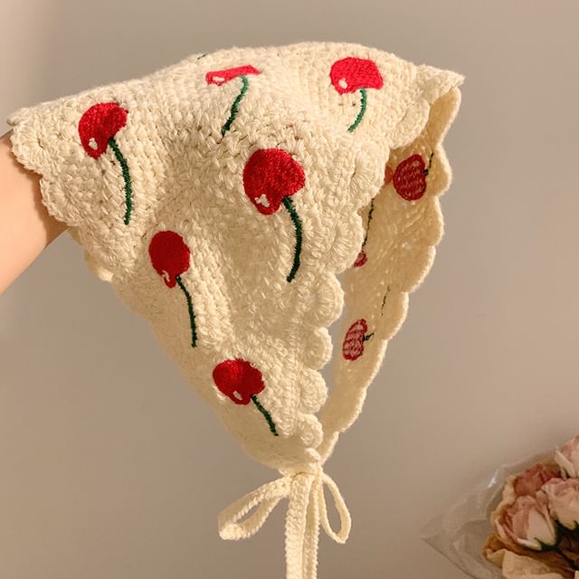 (Various Scarf Embroidered Triangle Designs) Head