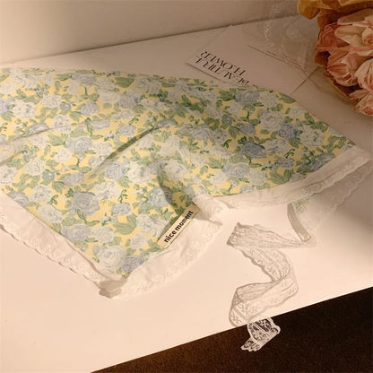 Head Print Triangle Designs) Scarf (Various Floral