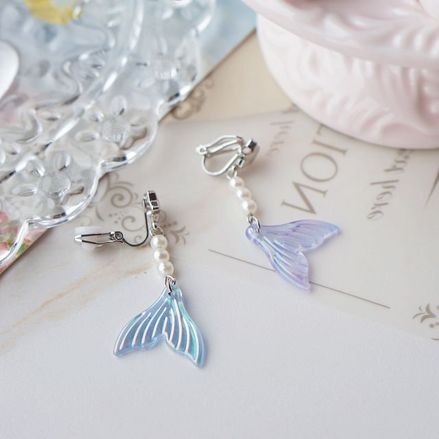 Alloy Designs) Earring (Various Dangle Tail Mermaid