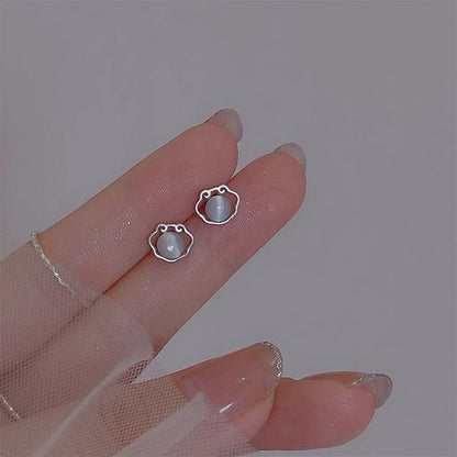Eye Cat Earring Stud Stone