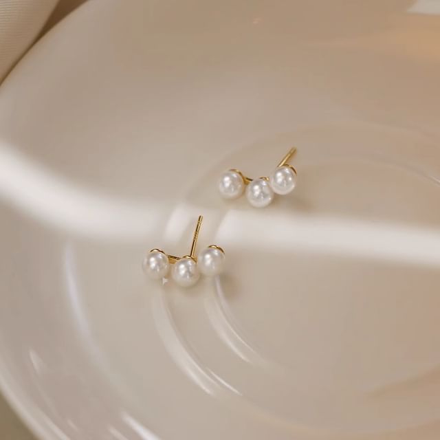 Earring Stud Pearl Faux