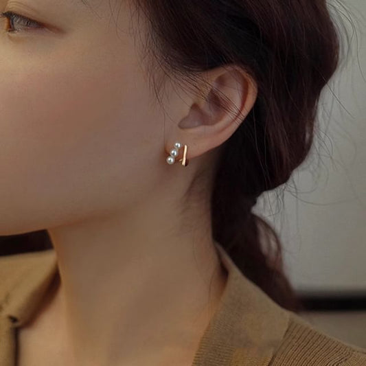 Earring Pearl Faux Stud