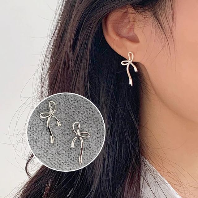 Earring Stud Bow