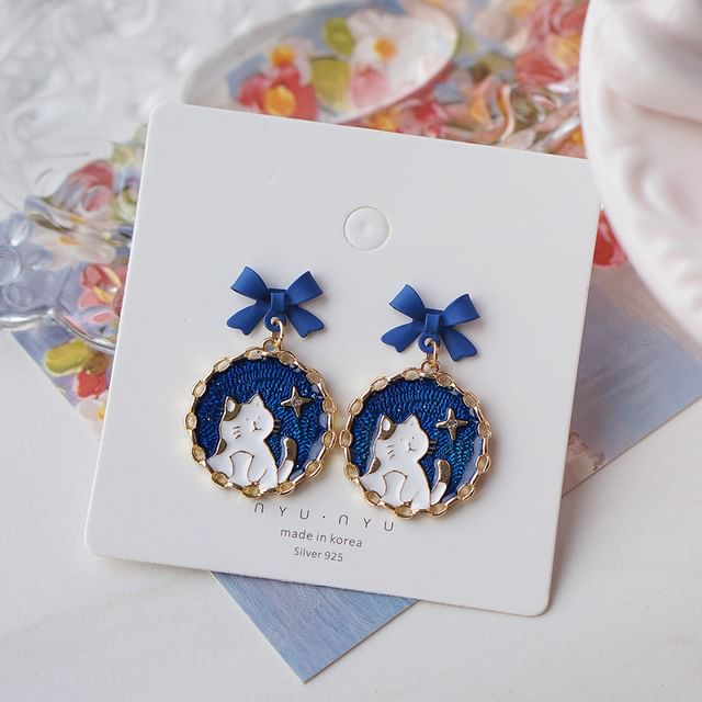 Enamel / On Bow Drop Cat Clip Earring