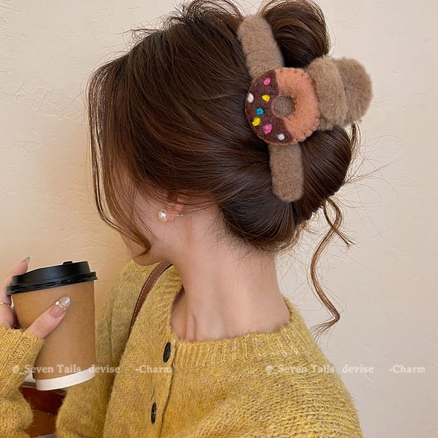 Chenille Claw Donut Acrylic Hair Clip