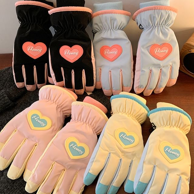 Gloves Heart Two Tone