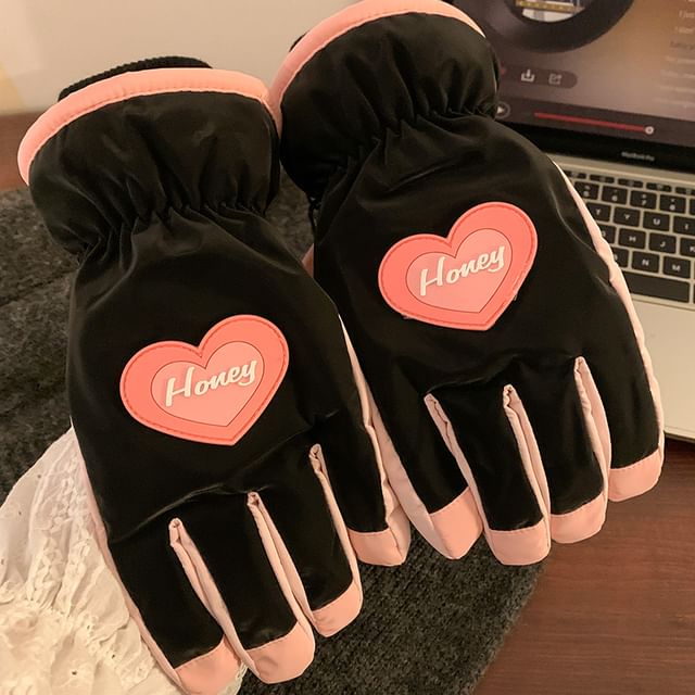 Gloves Heart Two Tone