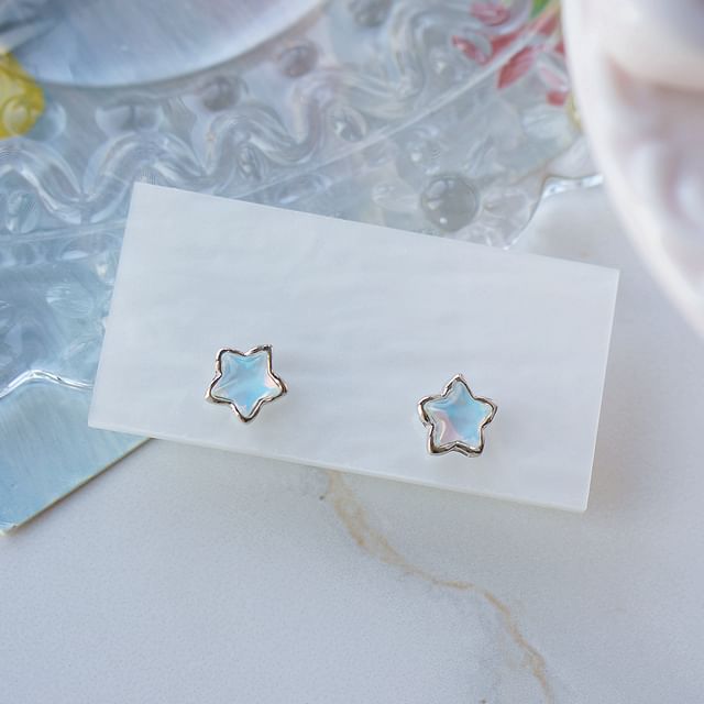Stud Ear Star